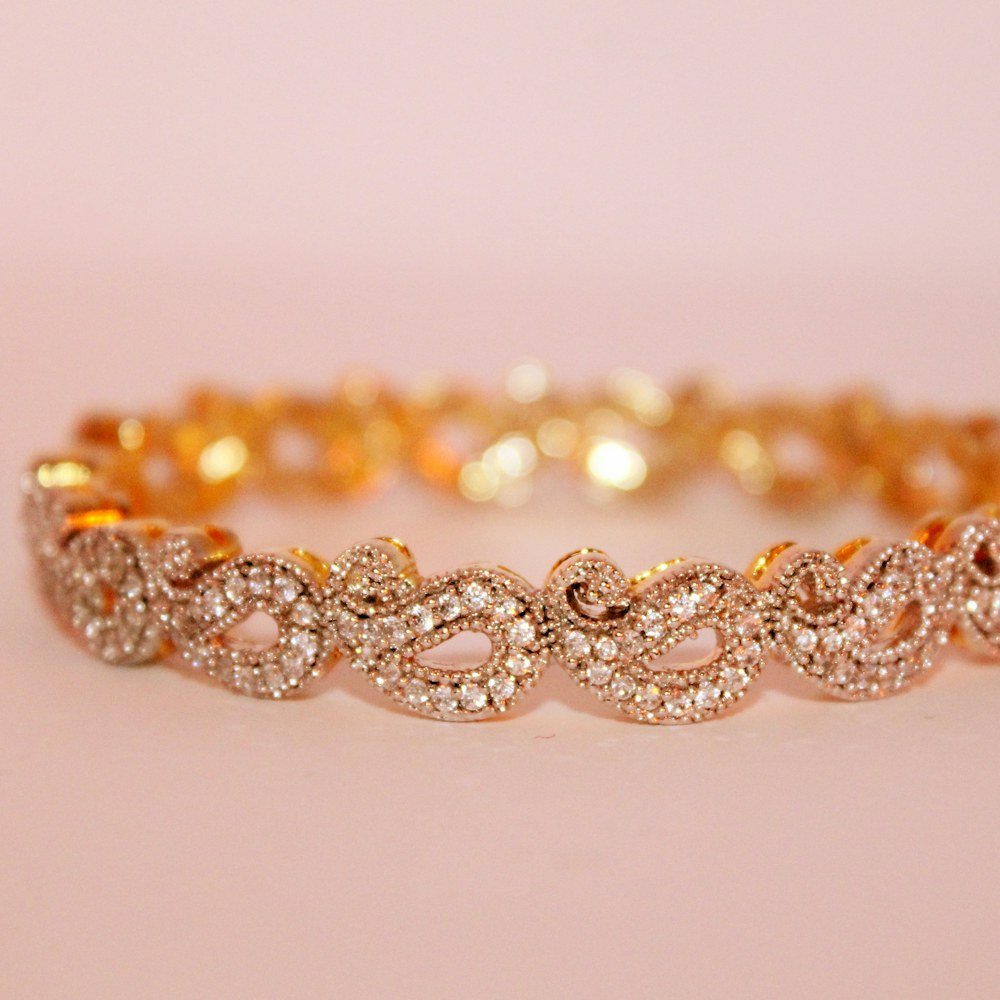 Gold bracelet
